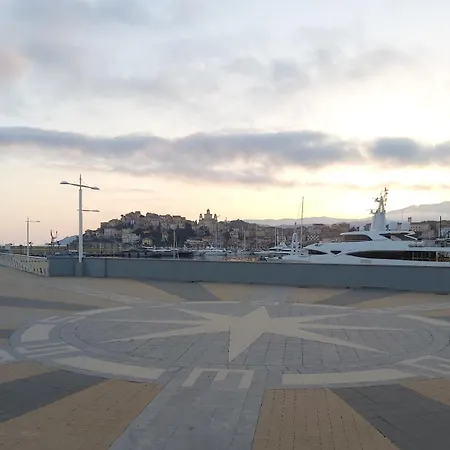 Classic Porto Maurizio インペリア